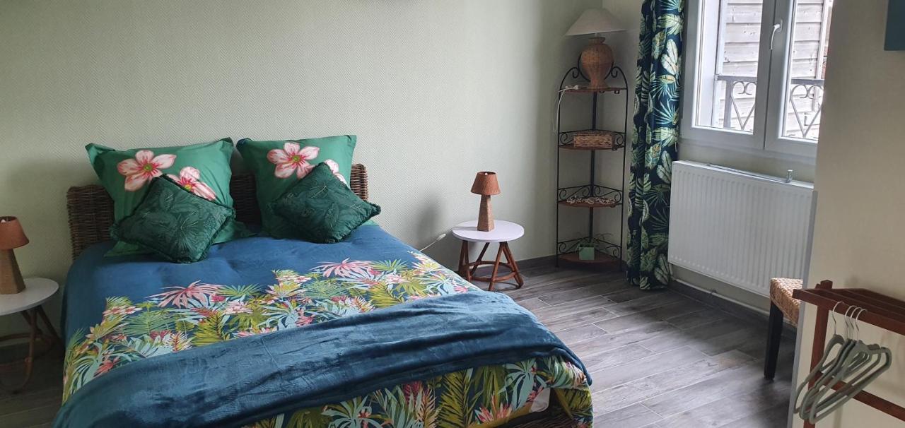 Hotel Restaurant Du Commerce Poulainville Zewnętrze zdjęcie
