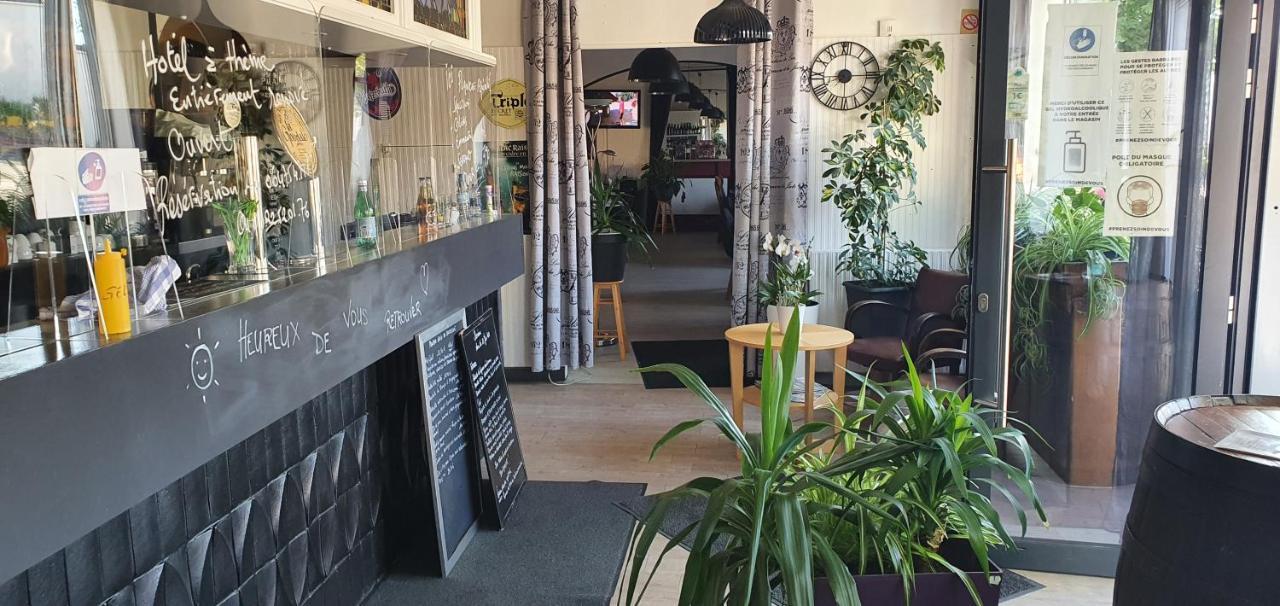 Hotel Restaurant Du Commerce Poulainville Zewnętrze zdjęcie
