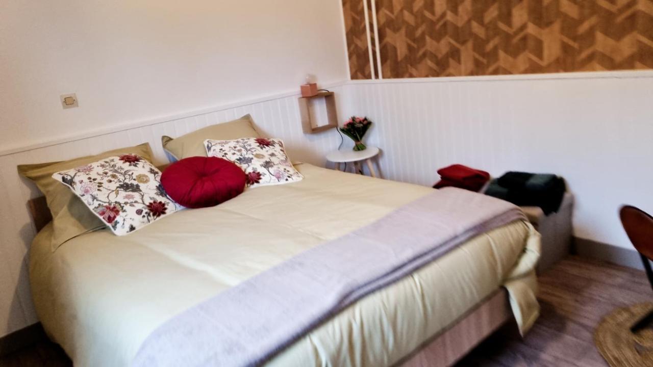 Hotel Restaurant Du Commerce Poulainville Zewnętrze zdjęcie